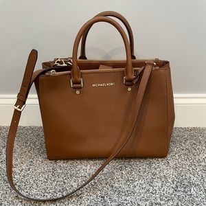 COPY - Michael Kors handbag